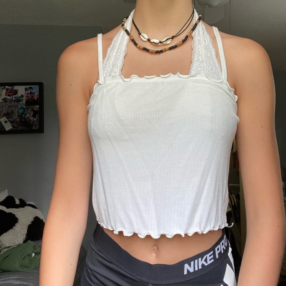 White American Eagle tank top